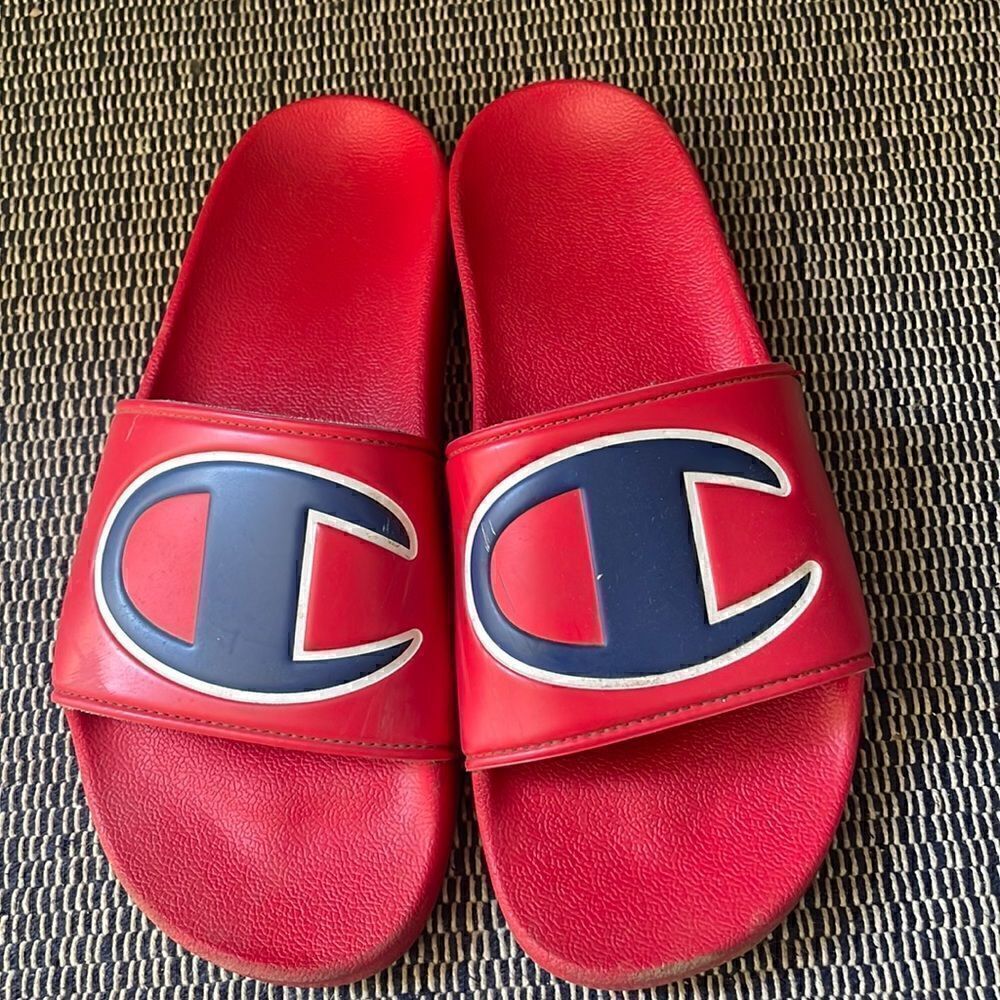 Champion slides size 8